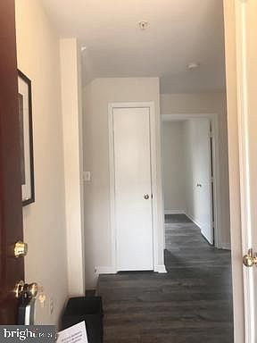 3rd image of 109 Pasture Side Pl #17