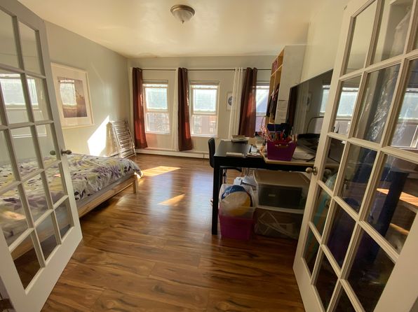 23 Tileston St APT 4