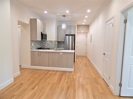 2nd image of 131 Sullivan St APT 2E
