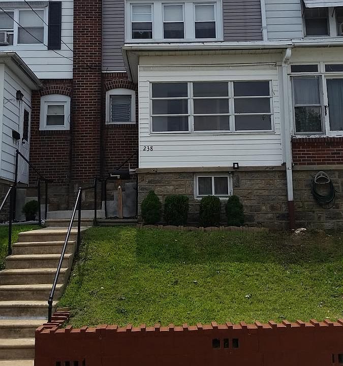 1st image of 238 Roberta Ave