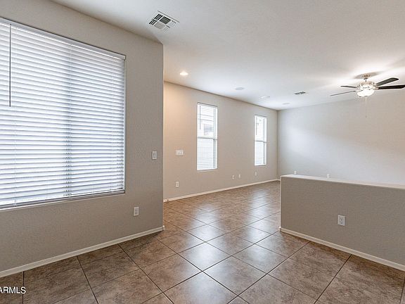 5th image of 8883 W HOLLYWOOD Avenue