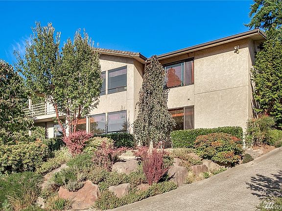 2nd image of 7213 NE 148th Pl
