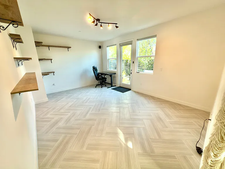 5673 Surfrider Way #105 — Photo 4