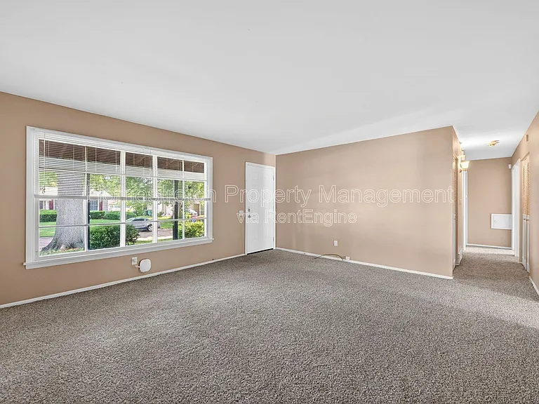 1310 Petite Dr — Photo 21