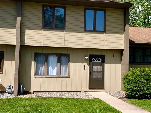 110 Sweetgrass Ln, Forest City, IA 50436