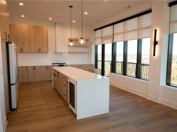 2940 Baltimore Ave #1501, Kansas City, MO 64108