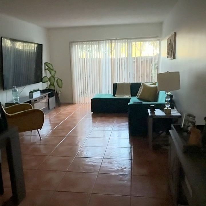 1st image of 6215 SW Kendale Lakes Cir APT 164