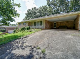 730 Mullinax Rd, Alpharetta, GA 30004