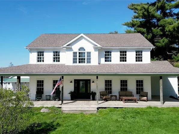 5260 Weaver Rd, Berlin Center, OH 44401
