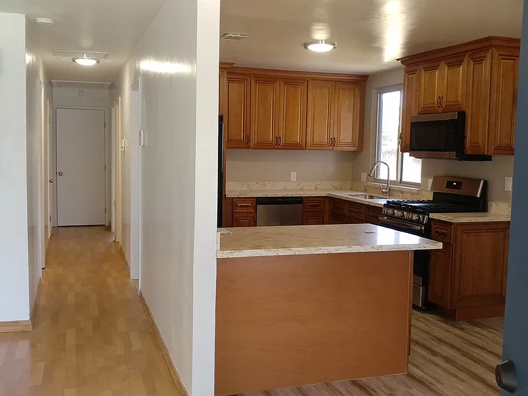 3315 Pepper Tree Ln — Photo 16
