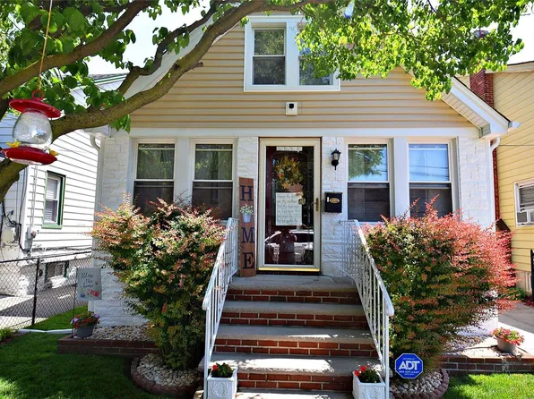 104-19 214th Street, Queens Village, NY 11429