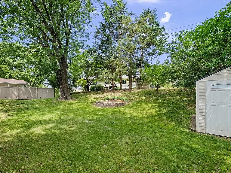 11481 Burgess Ave — Photo 26