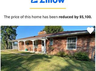 601 Lakeview Dr, Elkview, WV 25071