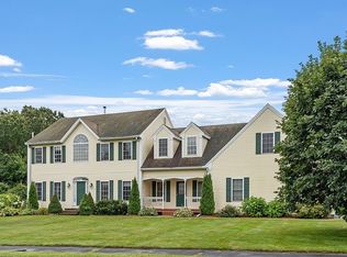 82 Kendall Hill Rd, Leominster, MA 01453