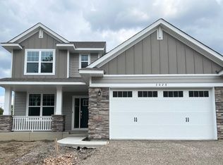 3028 Ironwood Blvd, Chaska, MN 55318