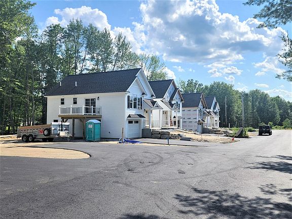 4th image of 25 Callaway Drive #25
