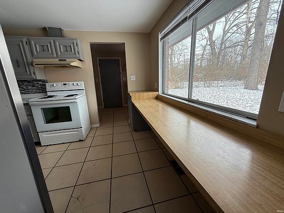 4th image of 4308 W Burton Dr
