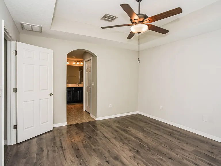 7603 Forest Mere Dr — Photo 9