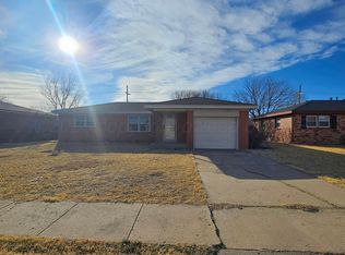 2121 N Zimmers St, Pampa, TX 79065