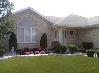 15549 Sayre Ave, Oak Forest, IL 60452