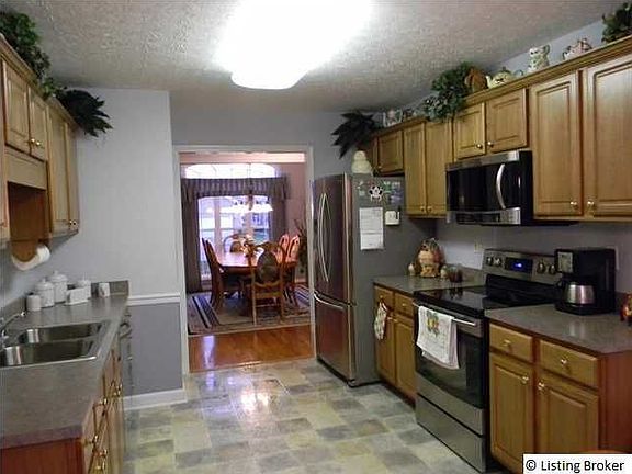 4th image of 5506 Grandel Blvd