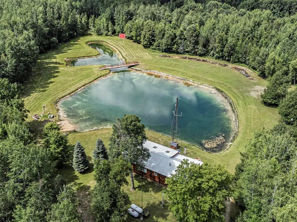 20501 45th Ave, Barryton, MI 49305