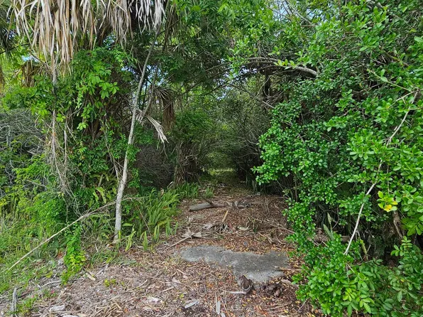 5923 Cedar Lake Dr, Cocoa, FL 32927