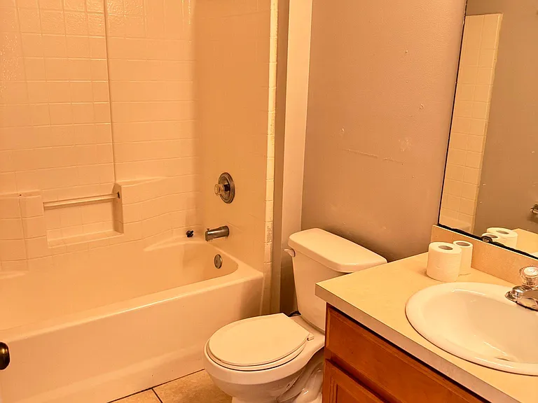 273 Fort Milton Dr — Photo 2