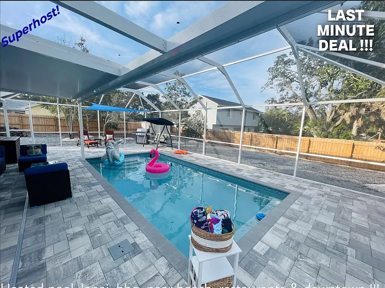 10940 Dorothy Ln — Photo 1