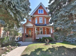 229 Rusholme Rd S #C01, Toronto, ON M6H 2Y9