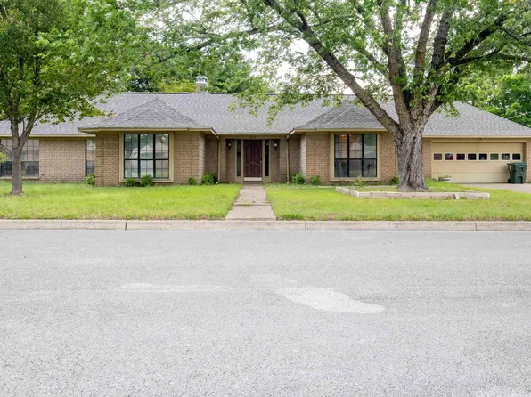 5932 Mesquite Dr, Tyler, TX 75707