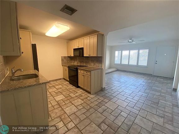 3rd image of 4326 Bougainvilla Dr APT 206