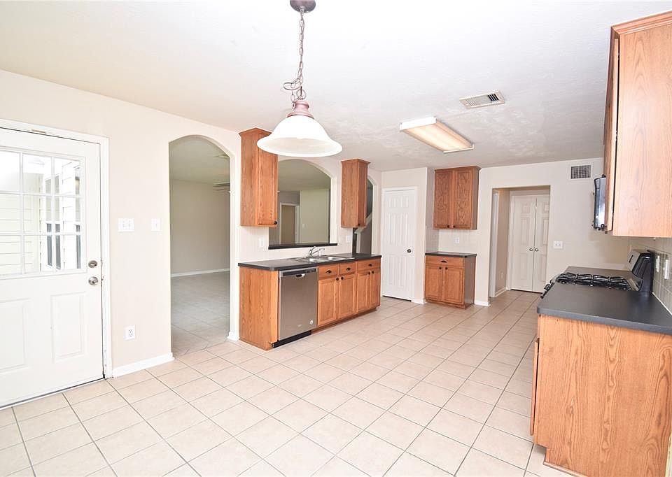 1st image of 3808 Parry Fields Ct