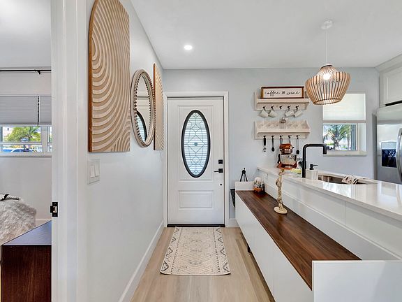 4th image of 1804 Ocean Drive #104