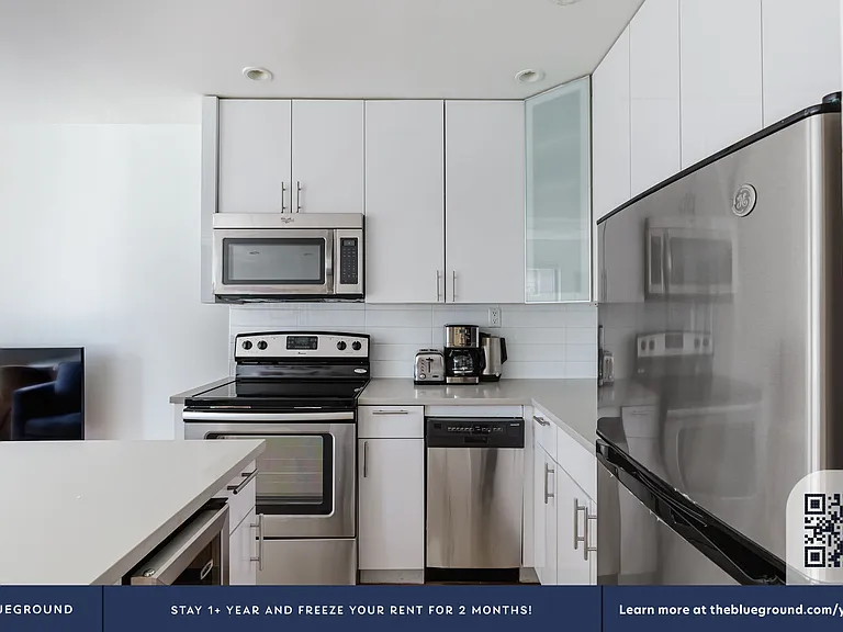 309 W 30th St #5E — Photo 7