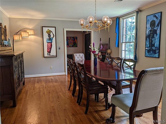 5th image of 409 Woodridge Dr