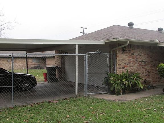 Two Car Garage and two car Patio or two spare parking