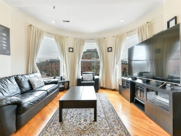 492 Massachusetts Ave APT 32