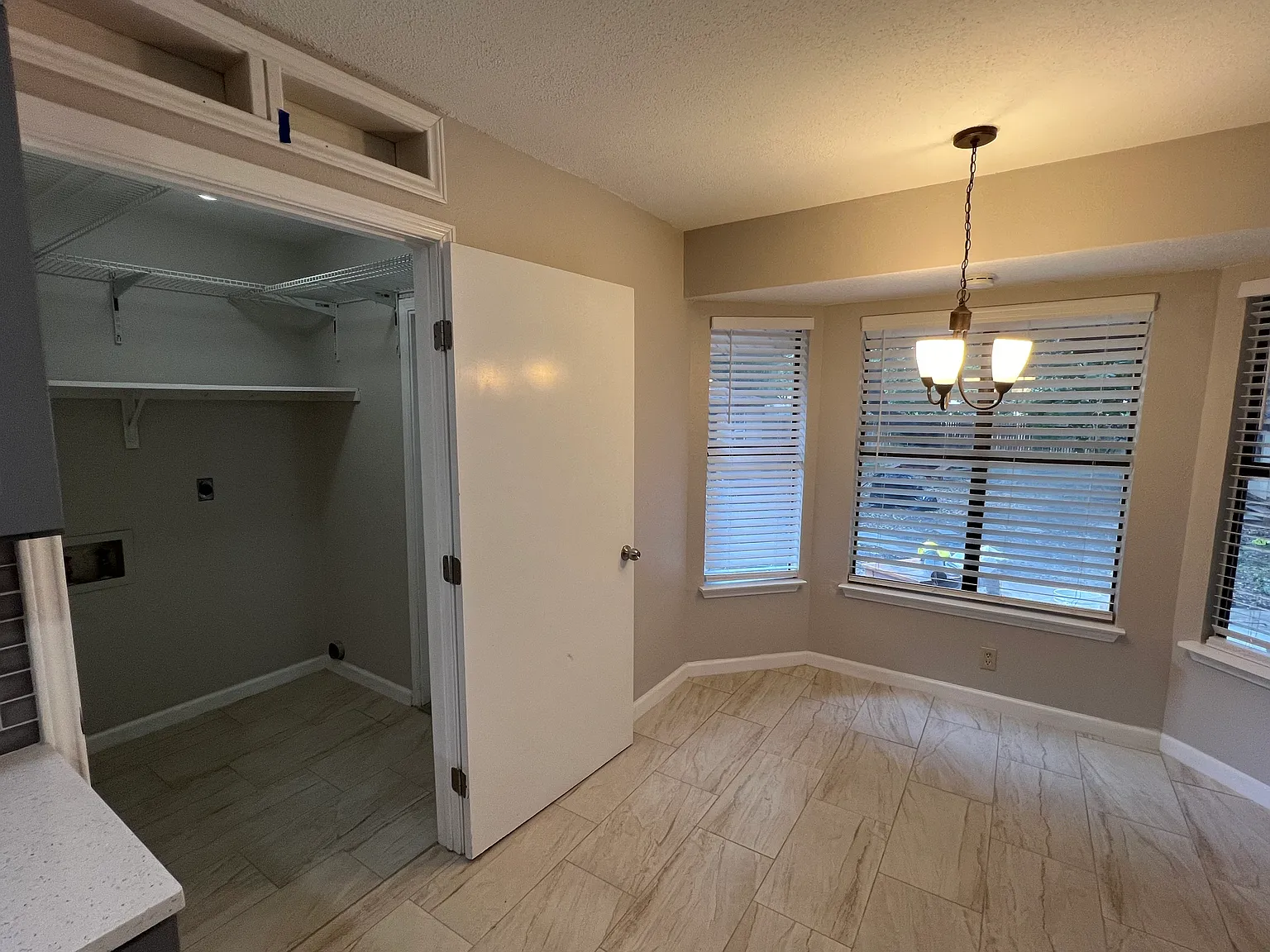 3 bed, 2017 sqft, $2,000 — Photo 4
