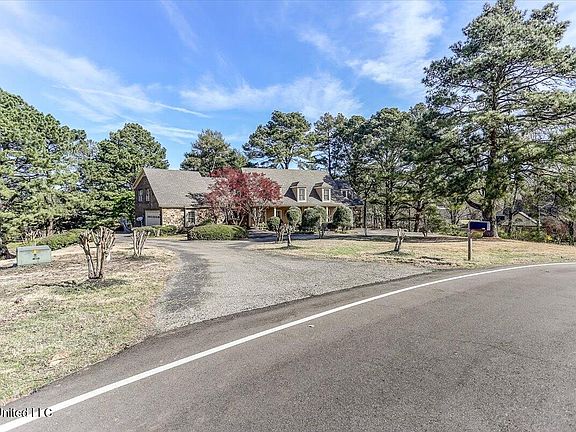 3rd image of 5874 Cedar Lake Dr N