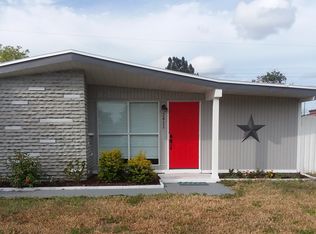 2411 Holyoke Ave, Bradenton, FL 34207