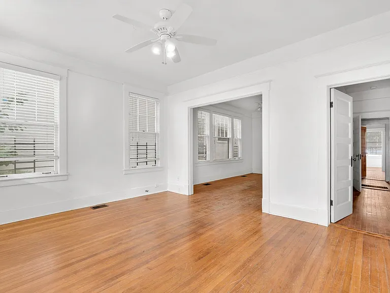 2234 Whitaker St — Photo 11