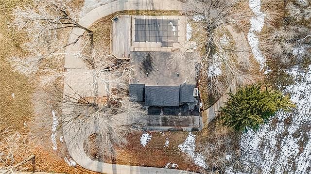 1st image of 5201 N 99th St