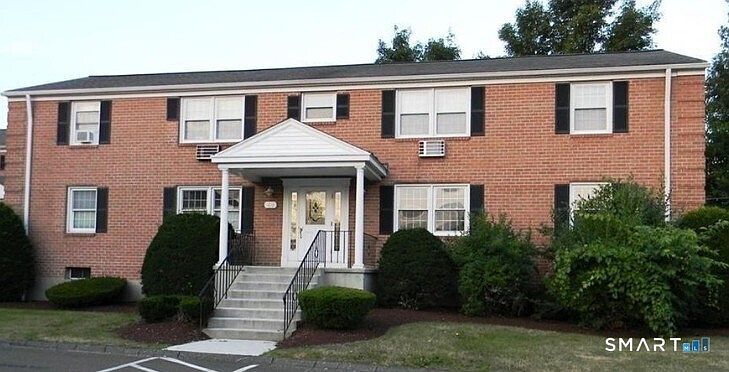 1st image of 27 Brewster Road #D