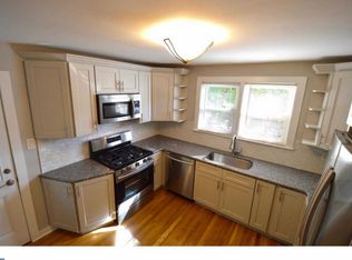 443 Rynning Ave, Maple Shade, NJ 08052