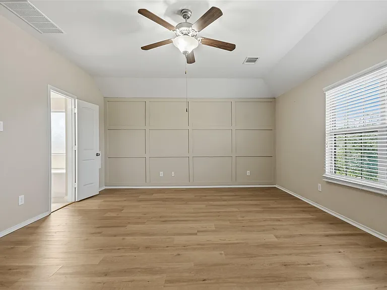 3418 Bainbridge Hill Ln — Photo 12