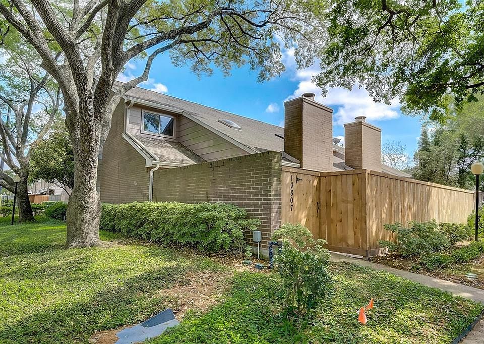 1st image of 13807 Hollowgreen Dr