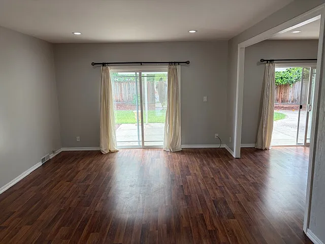 6397 Vegas Dr — Photo 8