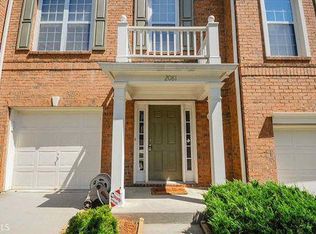 2081 Merrimont Way, Roswell, GA 30075