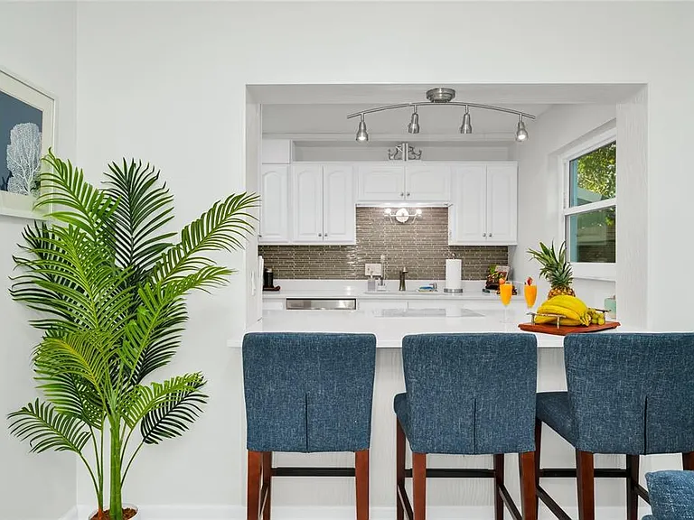 363 Harbor Dr — Photo 18